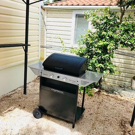 Tatil parkı Baobab Mobile Homes 4*